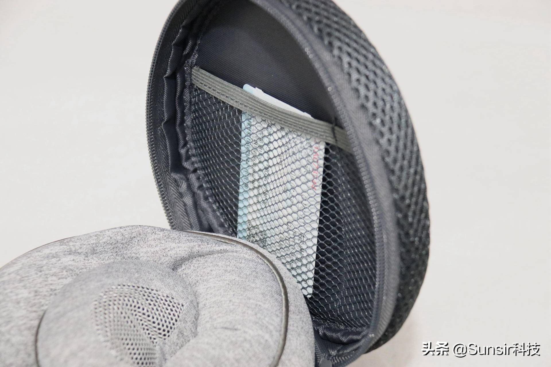 Bwitbee音乐U形枕头，舒适你的行程