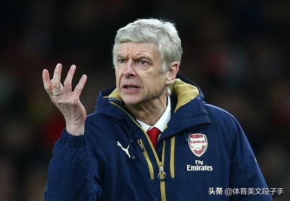 天下足球2022年度十大感人瞬间,天下足球十年逝年里的bgm