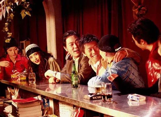 来一部潸然泪下的国产爱情片,看了让人哭到崩溃的国产爱情电影