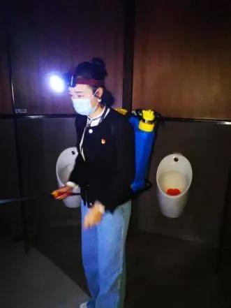 “代购”“厨子”“保洁”“学生”集齐一身,免税人全员出击