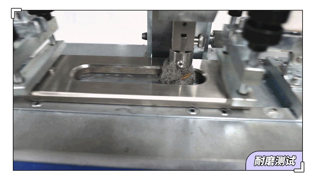 曲面屏水凝膜和钢化膜哪个好,曲面屏钢化膜比手机小