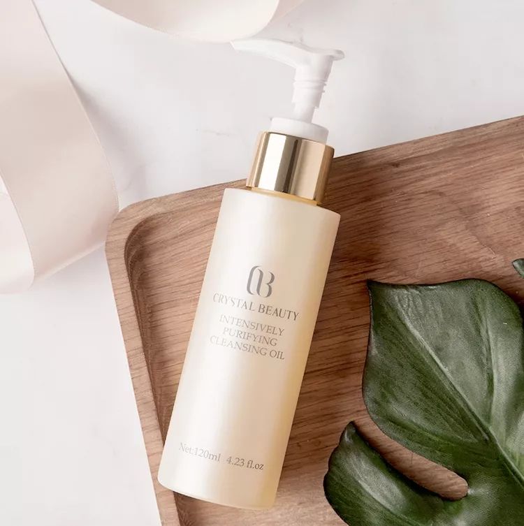 最近长痘痘和闭口适合什么卸妆油,混合皮闭口推荐的卸妆油