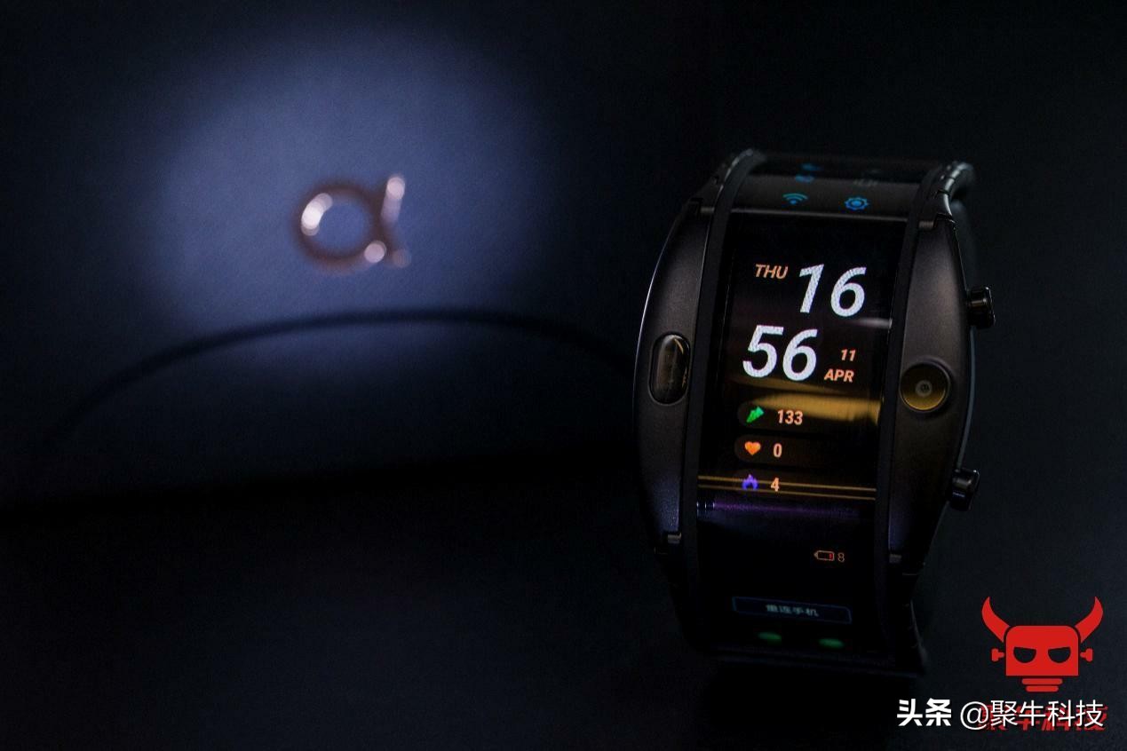 努比亚阿尔法智能手机,移动电话终端设备