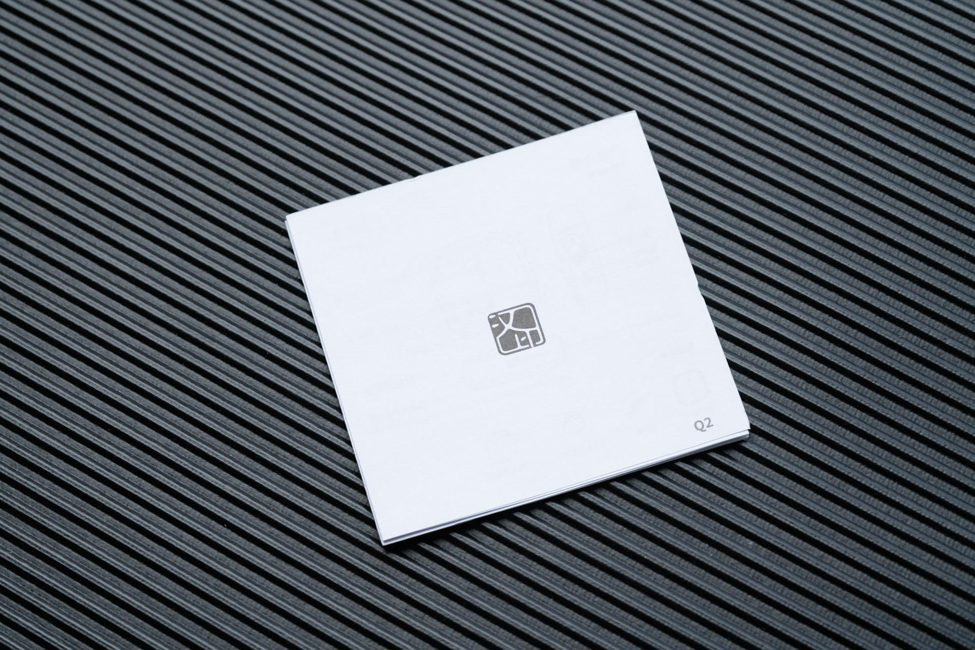 汉印hprtq2标签打印机装纸教程,汉印便携式小标签打印机使用方法