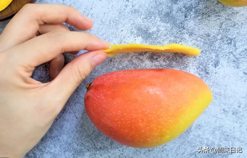 爆甜贵妃芒海南三亚,少吃点饭给榴莲留点空间