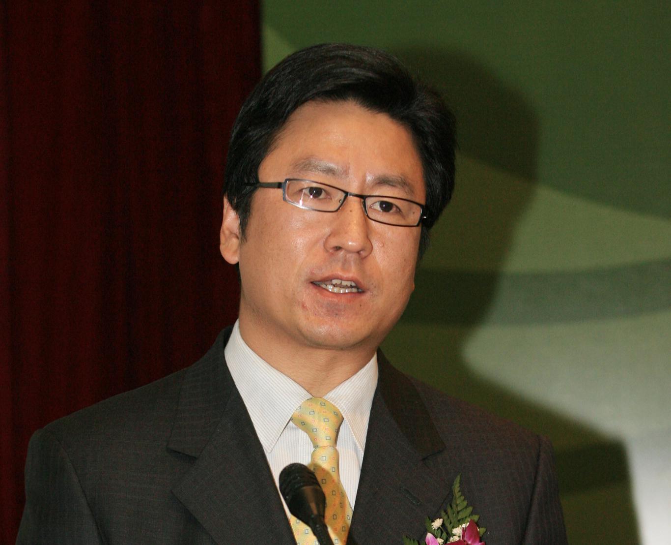 白岩松儿子的图片,白岩松的儿子白岩松简介