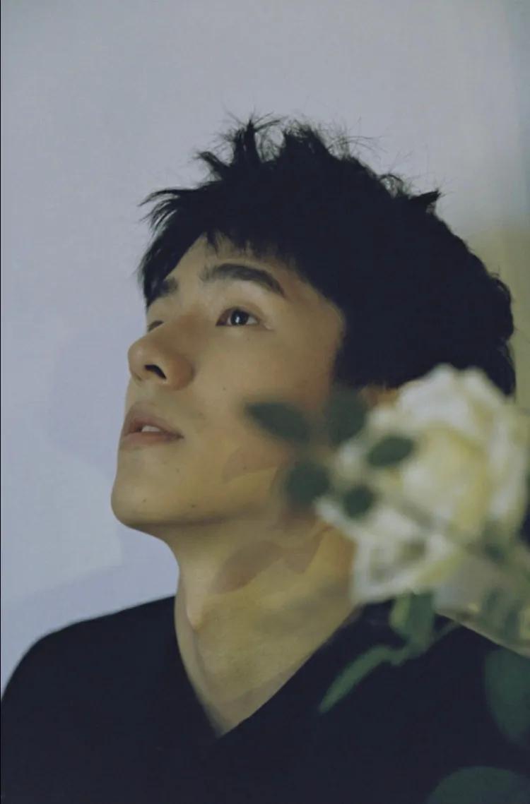 男明星注意形象,男明星绅士细节