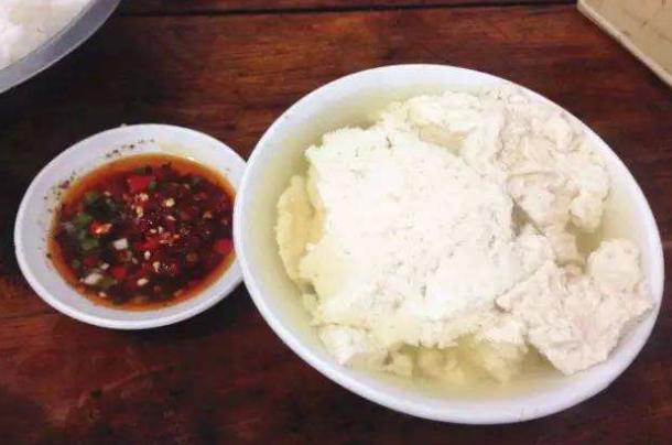 来成都必吃的十大小吃有哪些,外地人来成都必吃的十大小吃