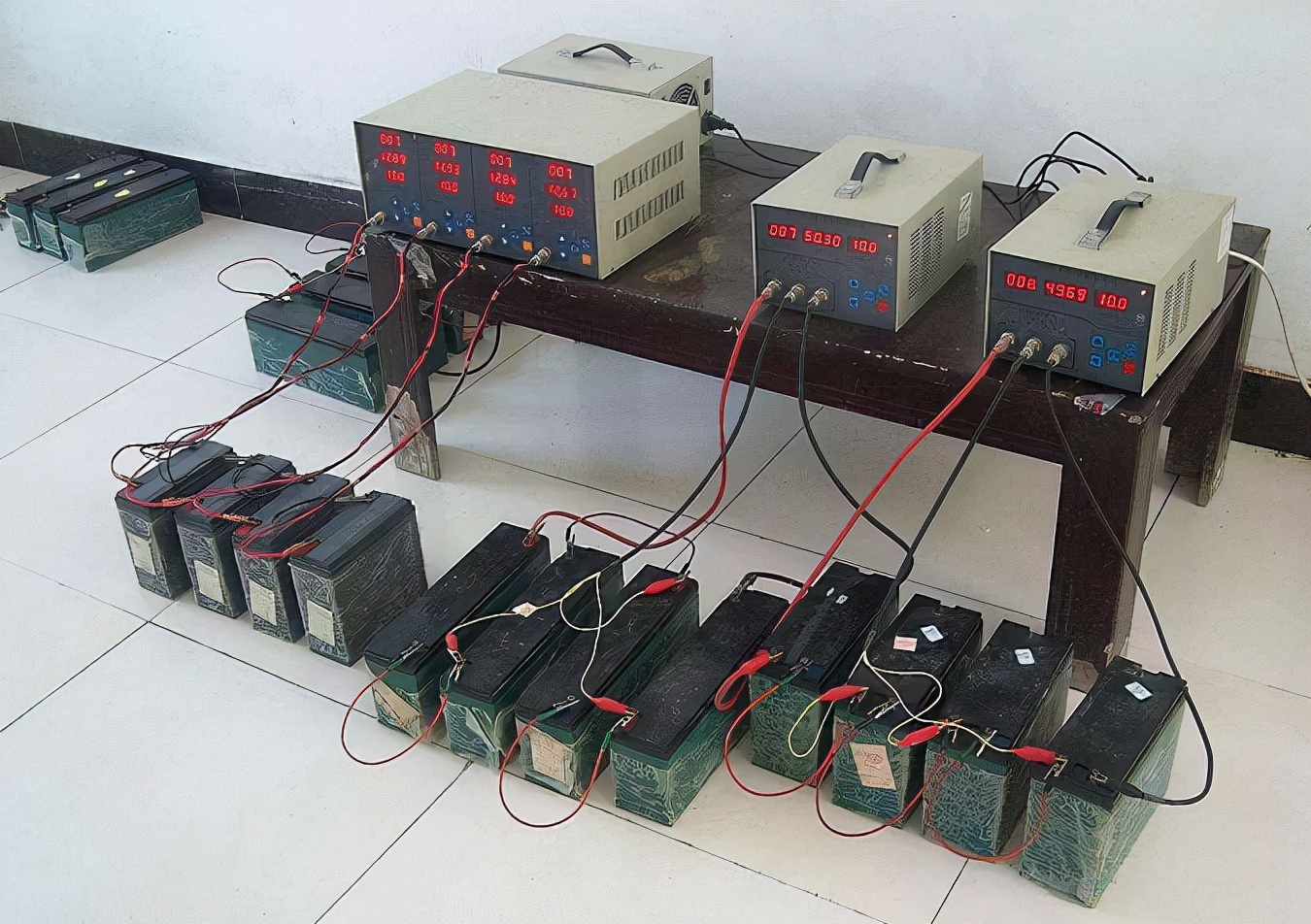 电动车水电瓶跑不远如何修复,电动车没劲跑不远怎么修复