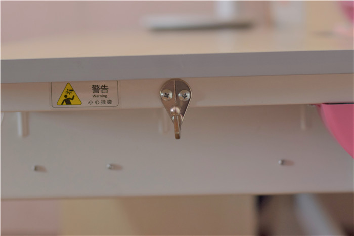 爱果乐学习桌椅调整方法视频,爱果乐儿童学习桌椅怎么搭配