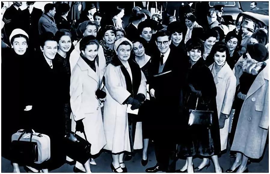 ysl口红算轻奢还是高奢,ysl是什么奢侈品牌口红