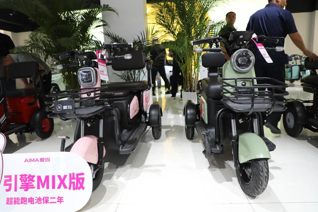 宗申最新款休闲电动小三轮,接娃电动三轮怎么选