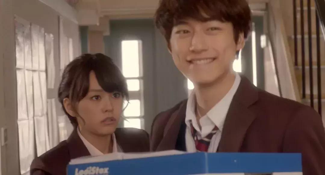 夏天清新感,来自这位日本“第一盐系男”