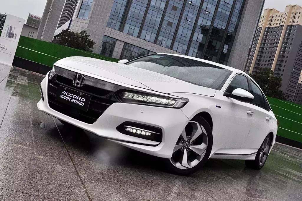 日系最强2.0T发动机，6.4秒破百，为何还是斗不过雅阁和凯美瑞？