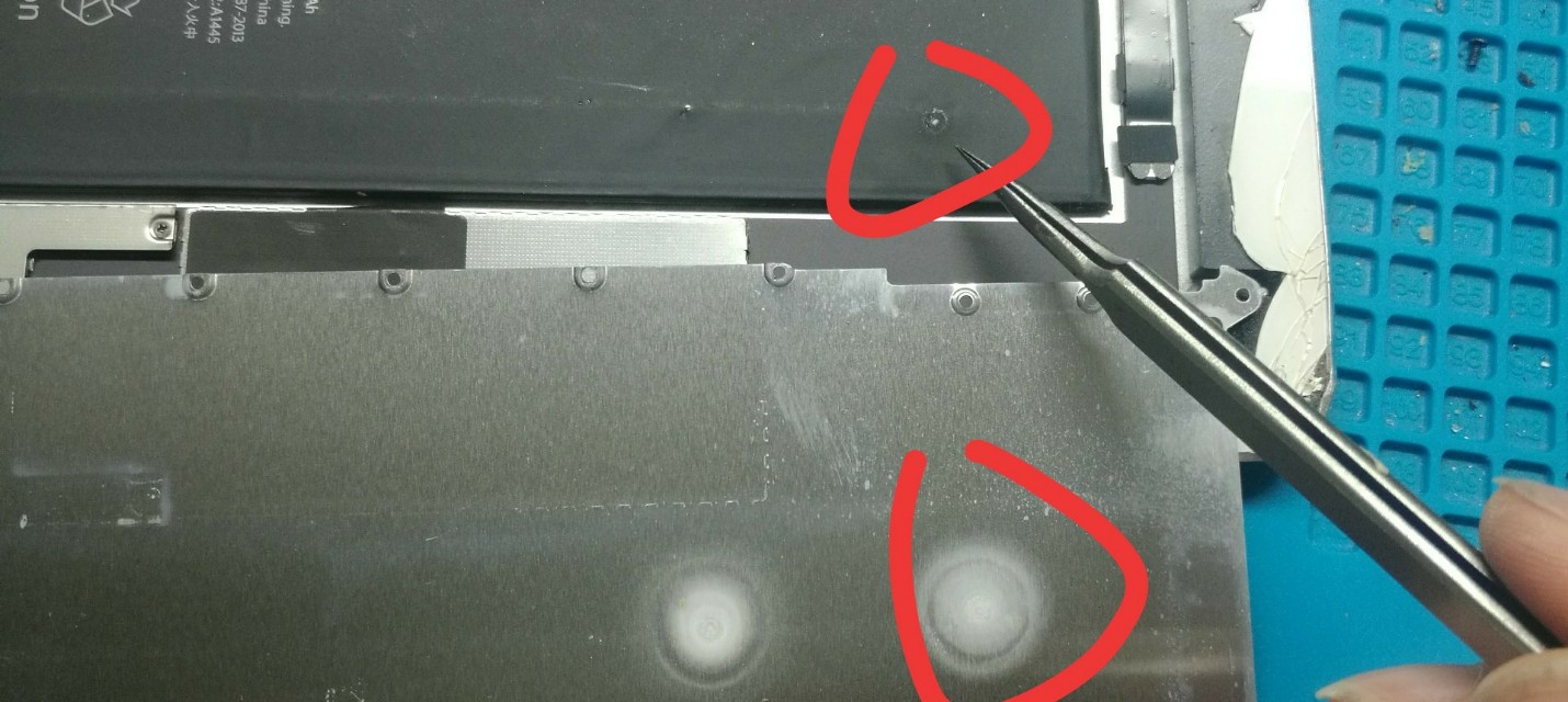 缁翠慨ipadmini4灞忓箷,缁翠慨ipad浼氭硠闇查殣绉佸悧