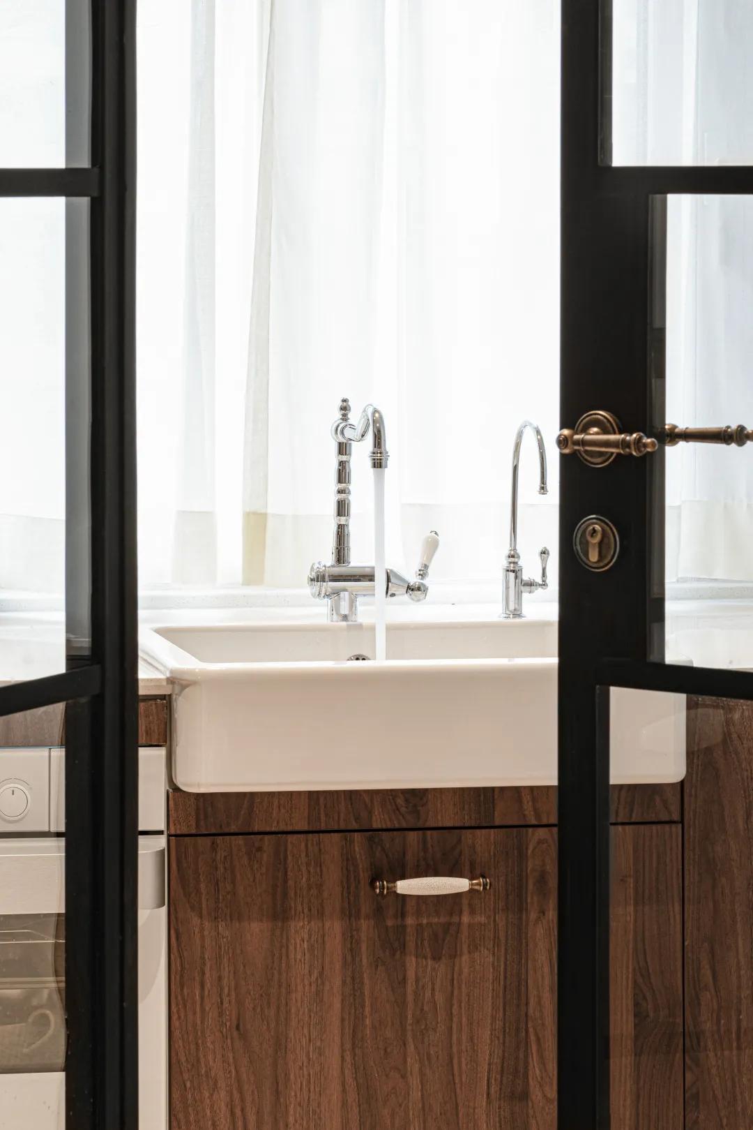 西安母女的111㎡三室暗房,拱形门、水磨石,超强储物力