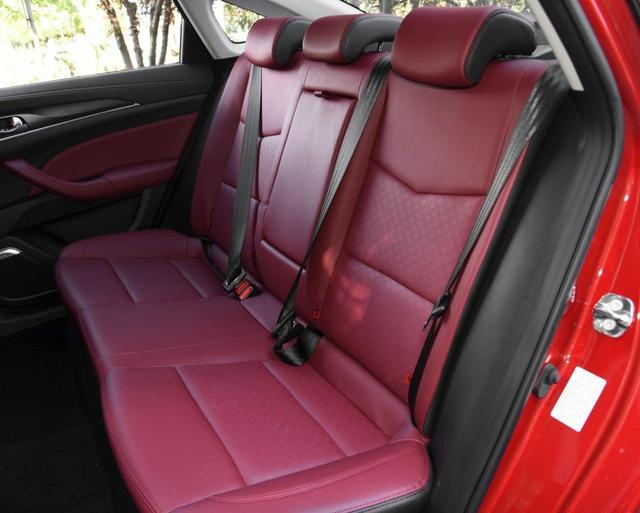 7万左右长安逸动手动挡,7万以下的长安逸动七座