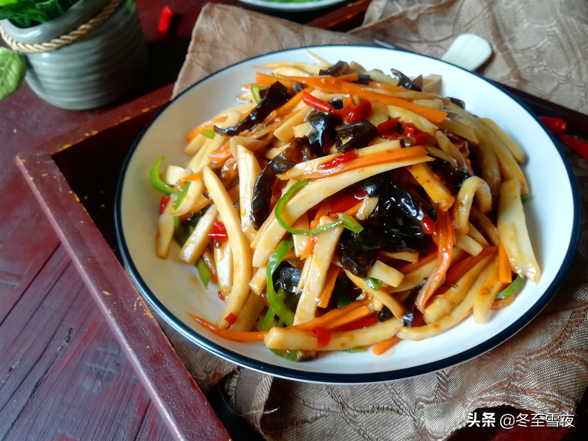 买了好多品种蘑菇怎么做好吃,新鲜蘑菇怎么做最好