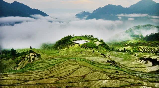 浙江有哪些有瀑布的旅游景点,浙江旅游景点推荐瀑布