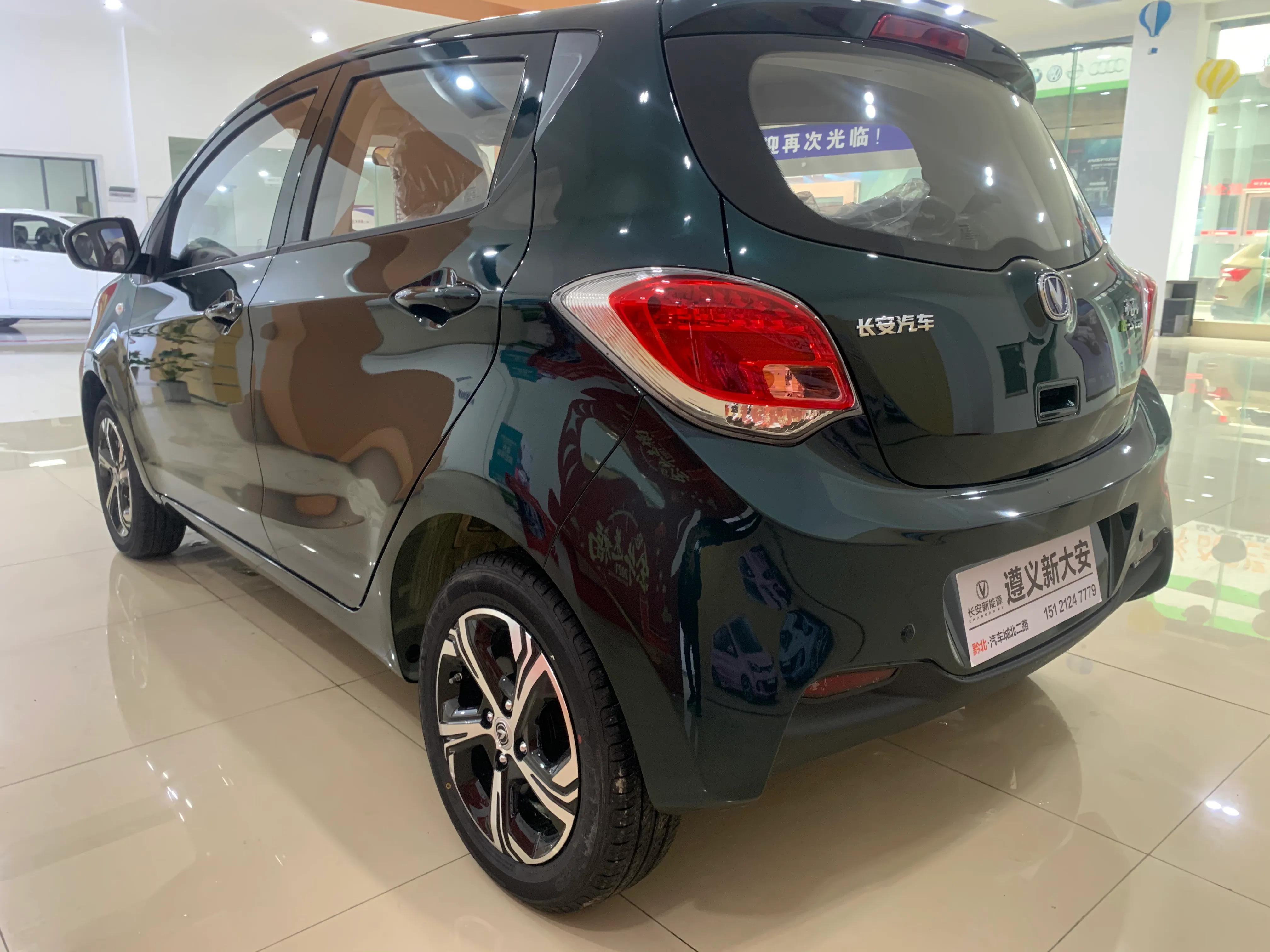 长安奔奔estar高配真实测评,最新长安奔奔estar值得买吗