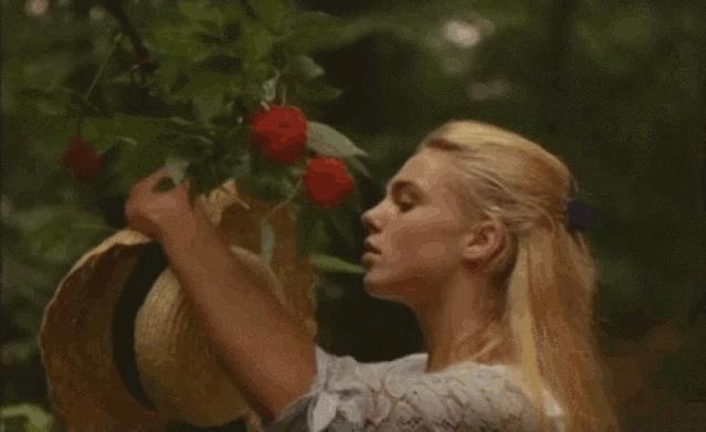 心理学家:有这3个特点的人,性格软弱、自卑人际关系差