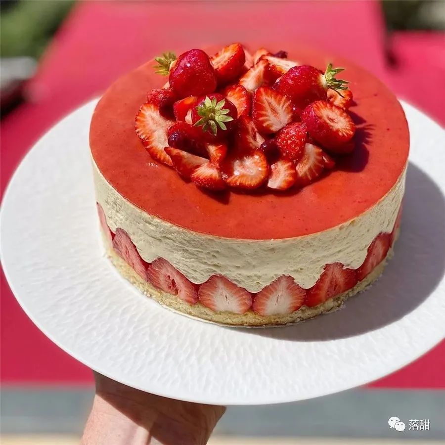 杂谈|你会不会在乎:盘子和甜品配不配?