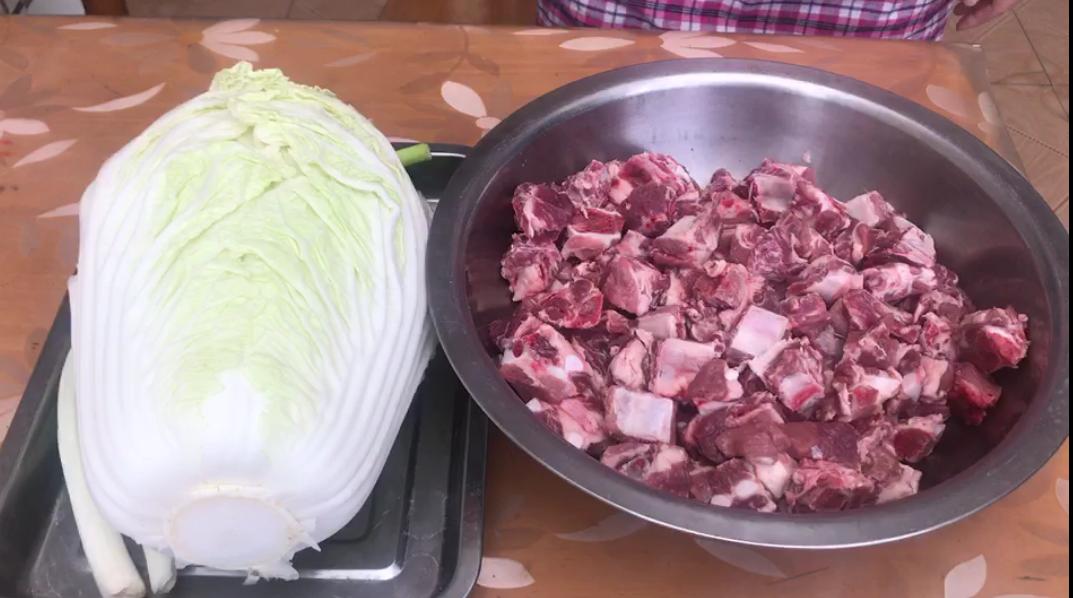 胶东特色排骨馅大包子，不会做也要了解一下