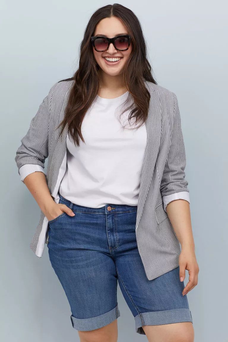 有病吗？出国旅行必逛的居然是国内也有的耐克和HM？