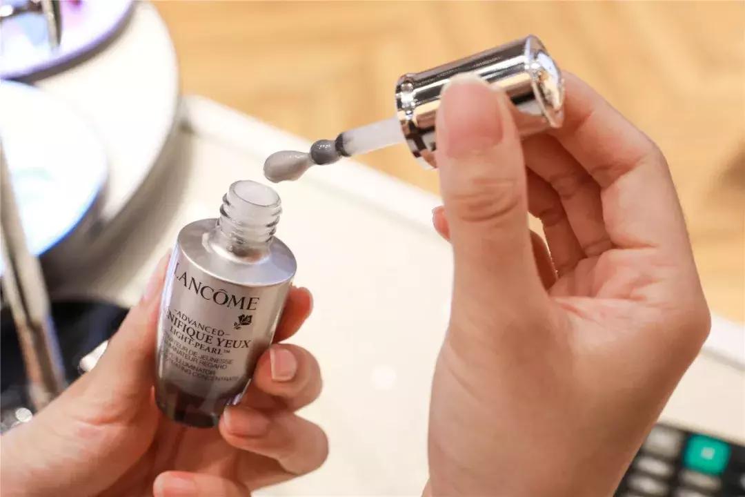 市中心这家高精尖卖场疯狂折扣!直降+团券,送的比买的多