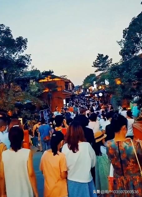 大连风情一条街过期啤酒,大连日本风情街卖过期食品后续