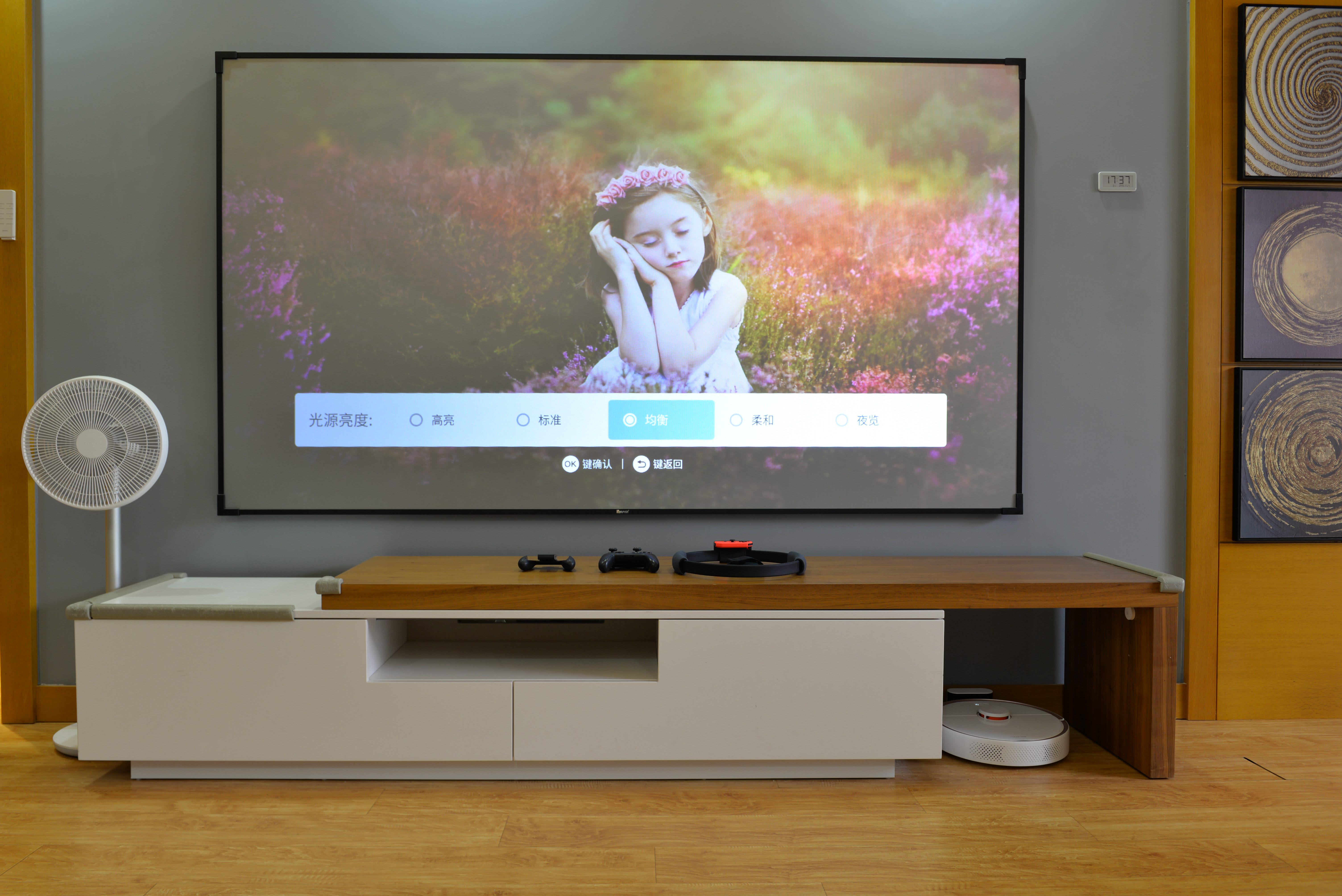 客厅投影仪布局方案,未布线怎么补救