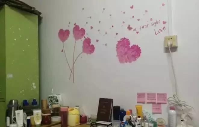 大学宿舍5人间哪个最好,《大学》宿舍对比