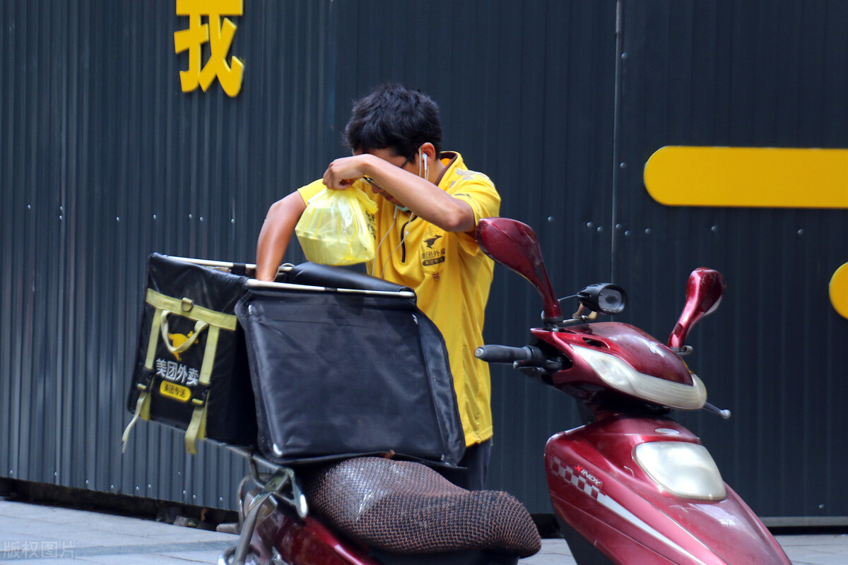 汽车修理工学徒的真实现状,汽车修理工真的月薪上万吗