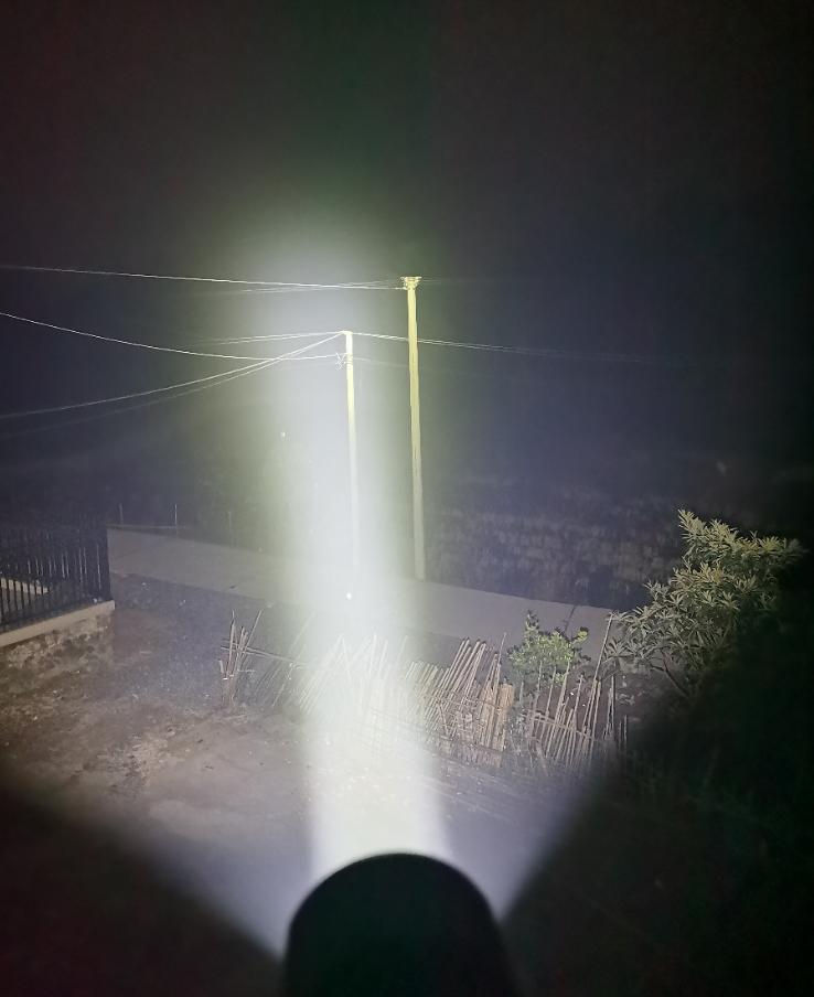 小米手电筒爆闪,小米新款手电筒测评