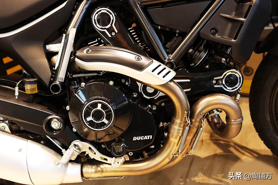 质量好适合女生的复古摩托,杜卡迪最经典的1800cc摩托