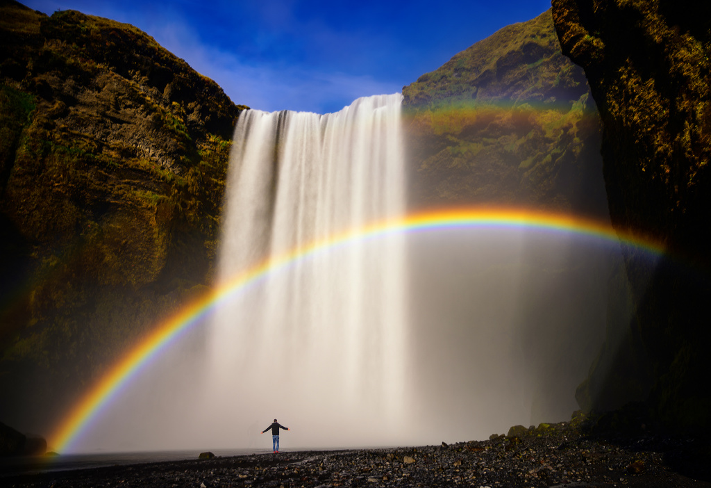 70-180适合挂机吗,24-70头适合拍什么