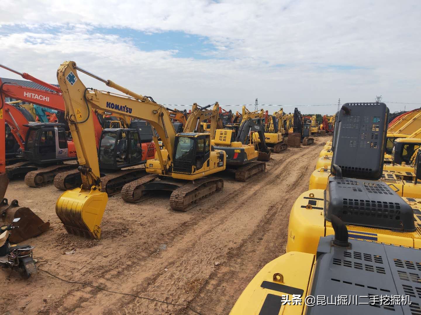 二手挖掘机去哪里买比较靠谱,去哪里买二手挖掘机