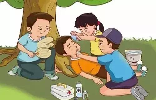 夏季如何预防中暑动画视频,夏季中暑的应急救治方法