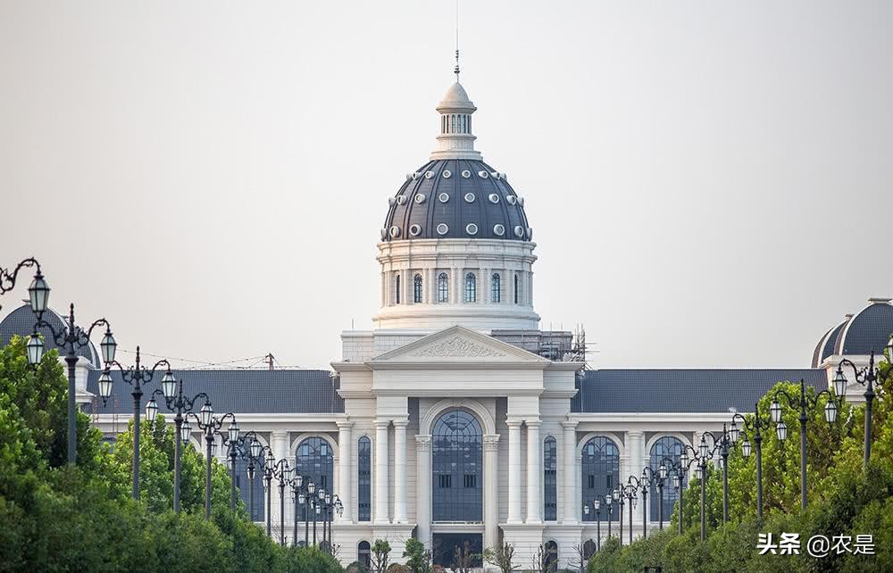 张怀勇,贵州兴仁人,河南农业大学教师,家禽营养专家