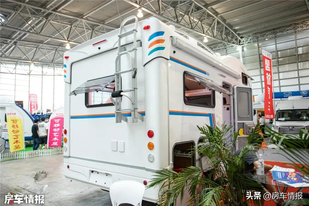 江淮5.17米星锐房车,江淮星锐5.99米二手价格低房车