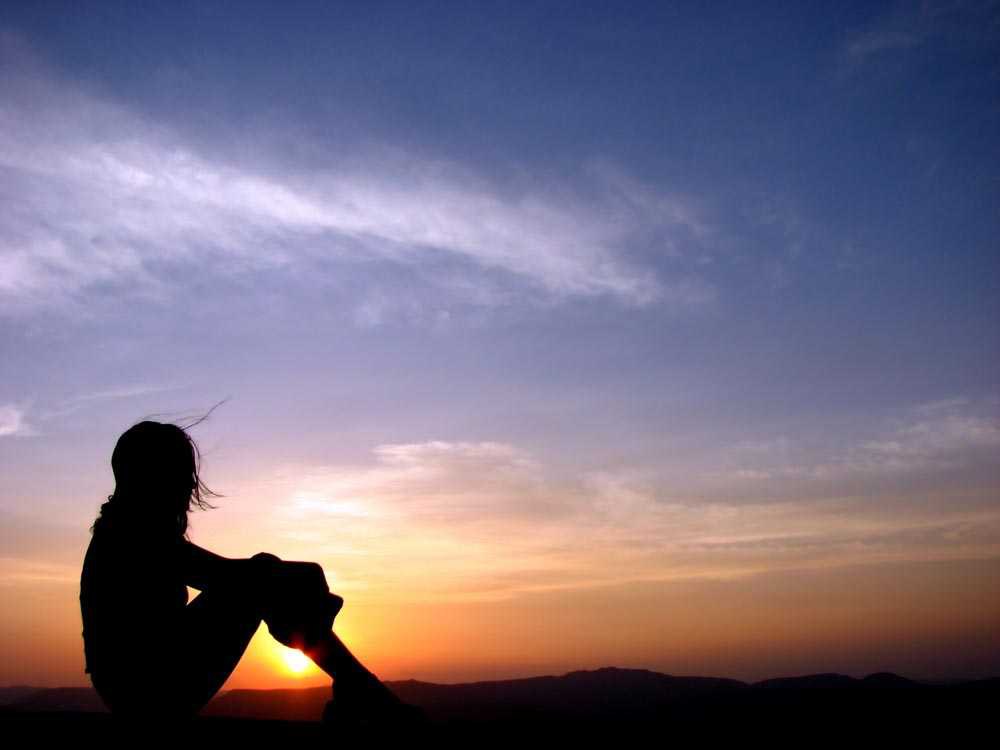 21岁女孩交往12个男友,23岁女子交往15个男友患宫颈癌