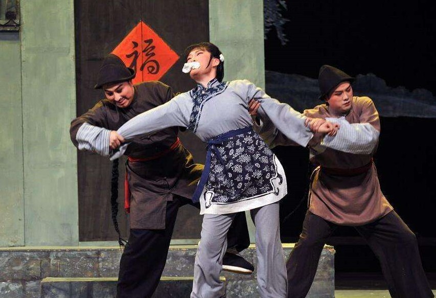 形容祥林嫂一生的对联,祥林嫂经典对联