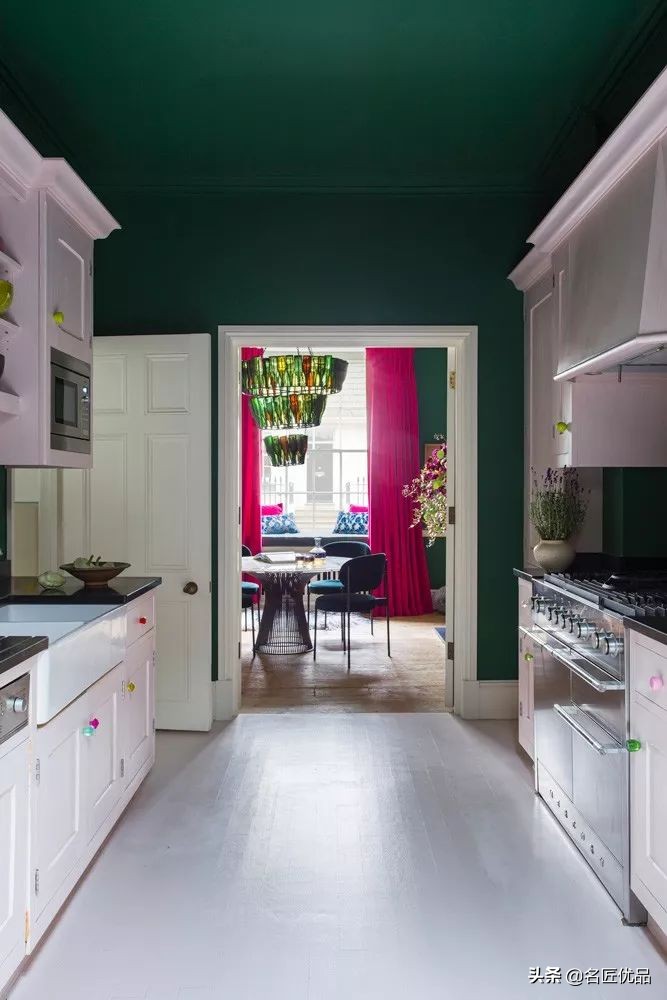 爱是一道光!治愈系祖母绿,宝石盛开的花园,绝美惊艳400年