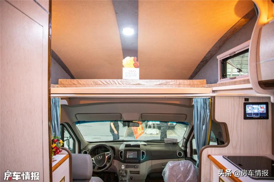 江淮5.17米星锐房车,江淮星锐5.99米二手价格低房车