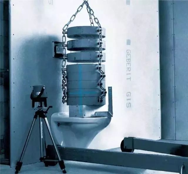 壁挂式马桶安装方法视频教程,家庭用智能壁挂马桶怎么选择