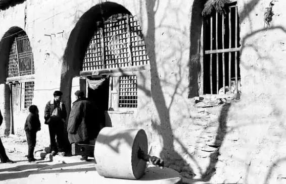 平凡的世界路遥幸与不幸,平凡的世界路遥背后的故事