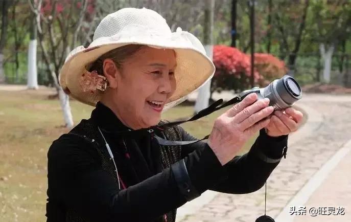 比较有名的老年相机,适合老人的相机推荐