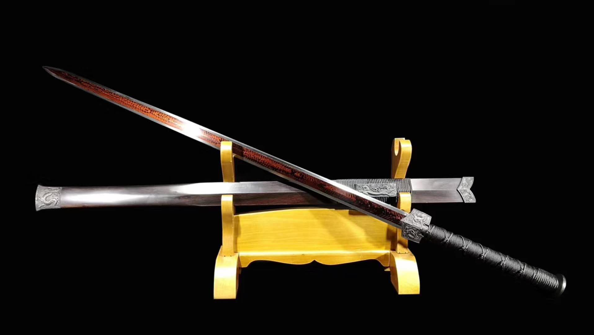 削铁如泥刀剑效果怎么样,唯一没有断代过的刀剑制作