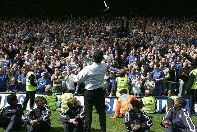 穆里尼奥防守反击十大经典,穆里尼奥疯狂集锦