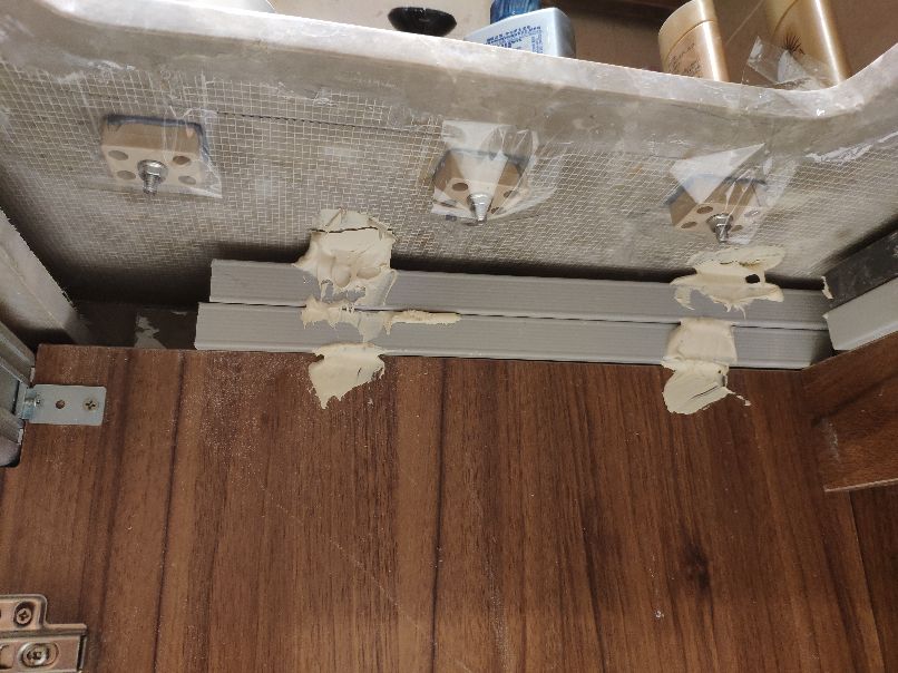 台下盆掉了怎么重新装,台下盆掉了怎么维修安装全过程